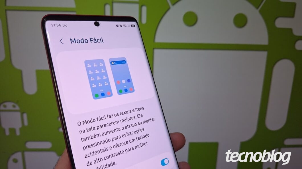 Tela mostrando “Modo Fácil” no Android, com texto explicando o recurso de acessibilidade para Samsung e Realme