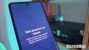 Testar o touch do smartphone é essencial para verificar a resposta aos comandos e identificar pontos cegos que influenciam no uso diário do aparelho