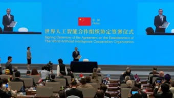 Encontro na China oficializa organização para garantir um desenvolvimento ético da IA. Governo fala ainda em aplicação “orientada ao ser humano”.