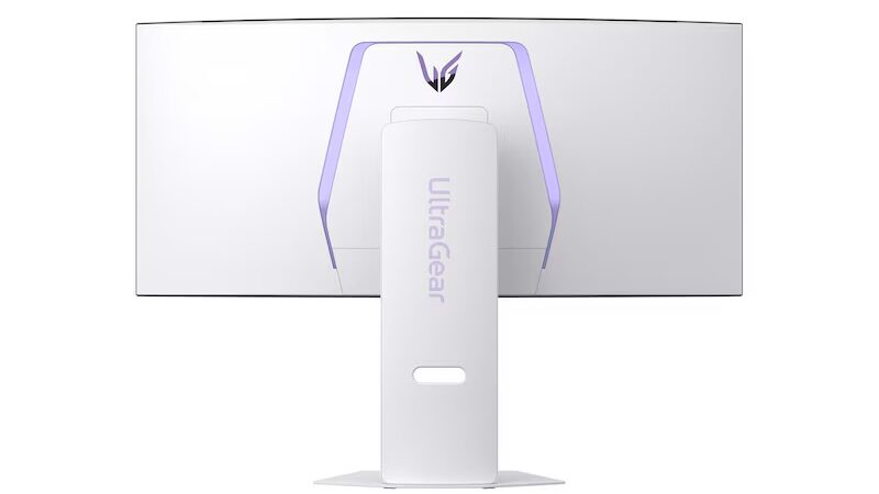 Imagem de divulgação mostra um monitor gamer curvo LG com suporte e iluminação hexagonal traseira. O fundo da imagem é branco