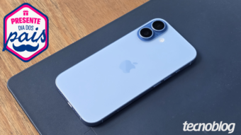 iPhone 17 (256 GB) traz tela OLED de 120 Hz e câmeras de 48 MP; celular da Apple atinge o 2.º menor preço que já vimos, com desconto de 34% no Pix no Dia dos Pais 2026