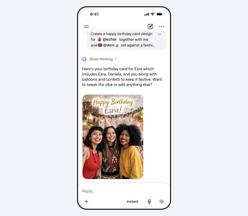 Captura de tela de um smartphone exibindo a interface de um chat de inteligência artificial. No topo, uma caixa de texto mostra um comando do usuário solicitando a criação de um cartão de aniversário. O prompt menciona dois usuários do Instagram. Logo abaixo, a IA responde com uma mensagem de texto e exibe a imagem gerada: uma fotografia de três mulheres sorridentes, abraçadas em um ambiente festivo decorado com balões e luzes. Na base da tela, encontram-se o campo de digitação para resposta e ícones de comandos por voz.