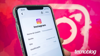 Os gerenciadores de senha do Google e da Apple ajudam a encontrar a palavra-passe do Instagram, desde que as credenciais tenham sido salvas previamente nos cofres digitais