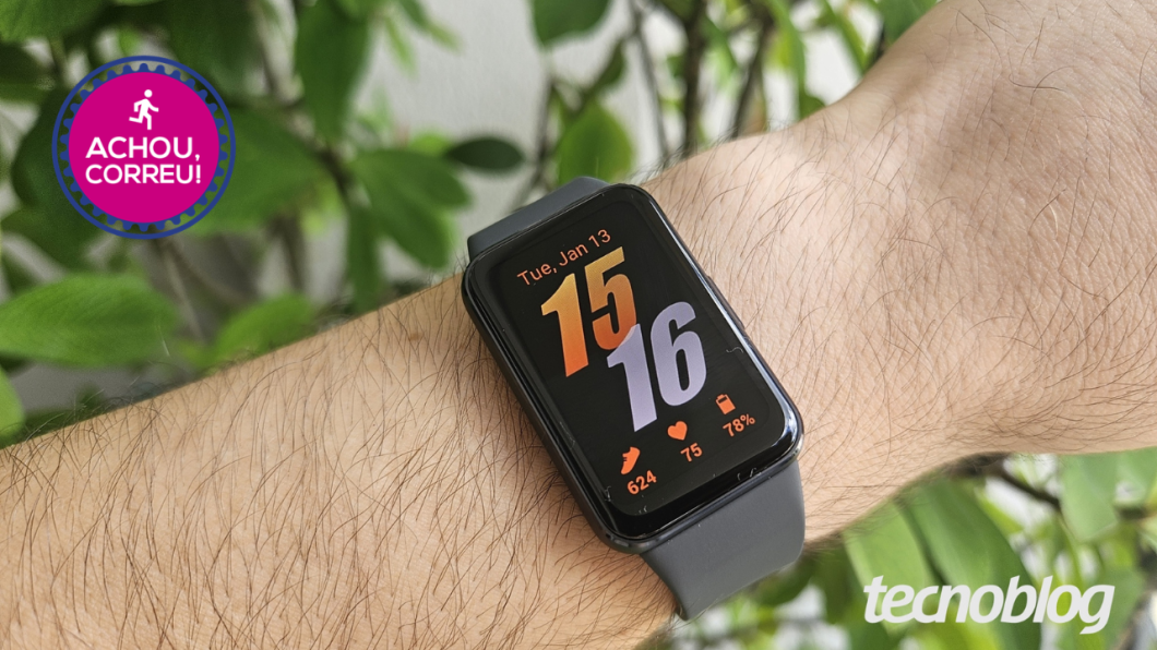 Galaxy Fit 3 tem 64% OFF para quem busca relógio para treinos baratinho
