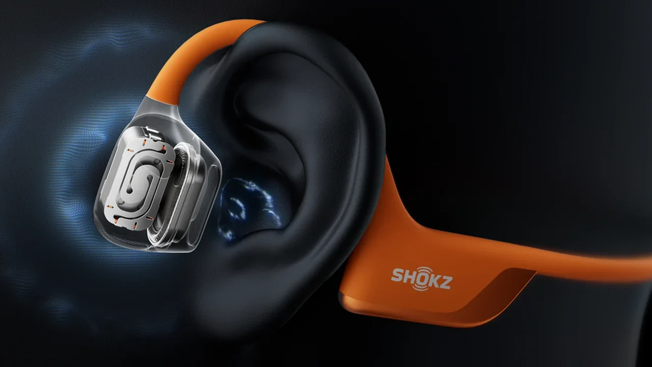 Fone de ouvido por condução óssea Shokz: permite ouvir músicas com o canal auditivo livre (sem tapar os ouvidos)